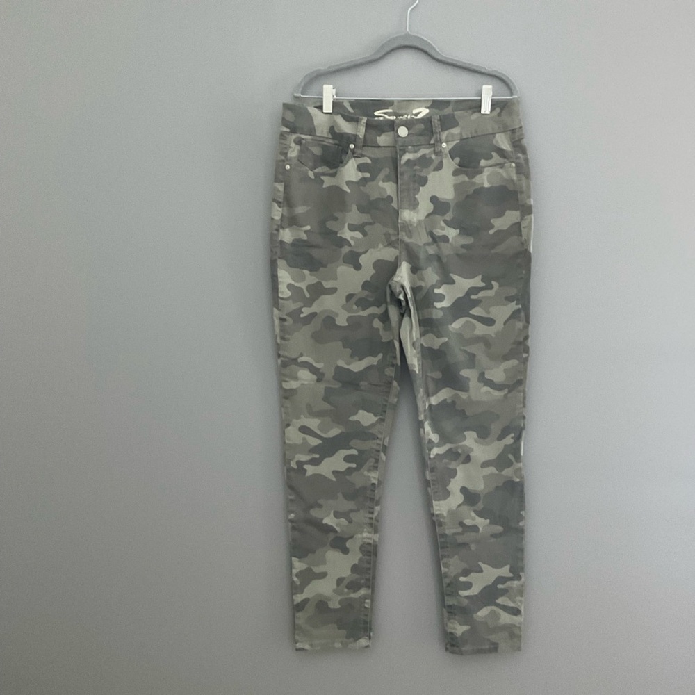 Seven7 Camo Jeans